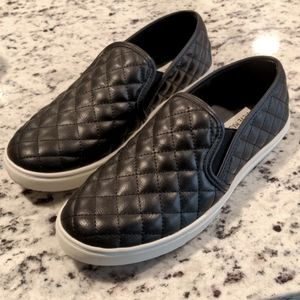 Slip on sneakers